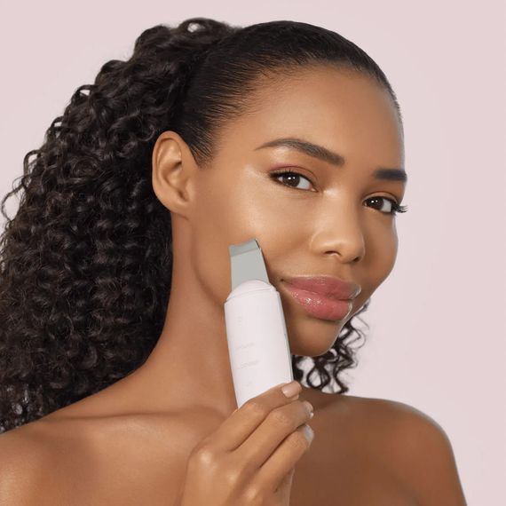 Микротоковый скраббер для кожи и устранение черных точек GESKE MicroCurrent Skin Scrubber&Blackhead Remover 9в1 magenta, Бежевый | Зображення 3