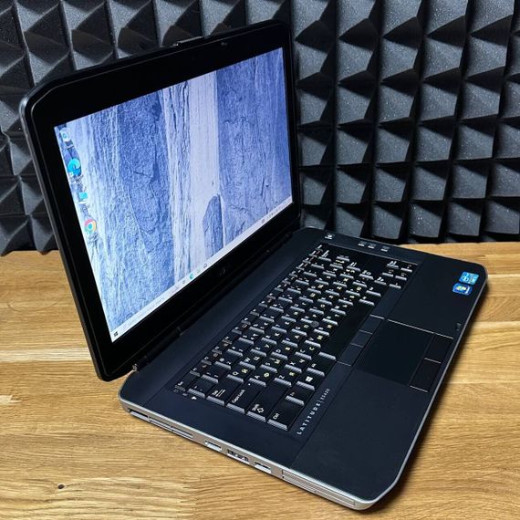 Ноутбук Dell Latitude E5430 / 14" (1366x768) TN / Intel Core i5-3340M (2 (4) ядра по 2.7 - 3.4 GHz) / 8 GB DDR3 / 128 GB SSD / Intel HD Graphics 4000 / WebCam / DVD-ROM б/в | Зображення 4
