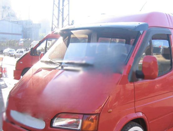Козырек на лобовое стекло (черный глянец, 5мм) для Ford Transit 1991-2000 гг | Зображення 1