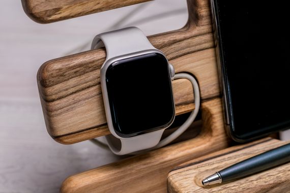 Аксесуар «Слайдер iWatch» підставка для Apple продукції | Зображення 7