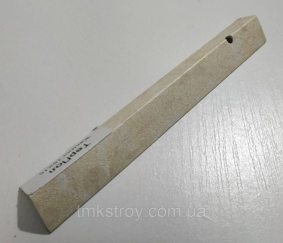 Ламинированный угол ПВХ 15×15 в ассортименте Жасмин