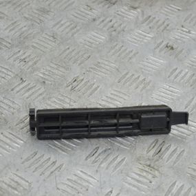 Кришка салонного фільтра Nissan Navara Pathfinder 2005-2015 Кришка повітряного фільтра Ніссан Навара