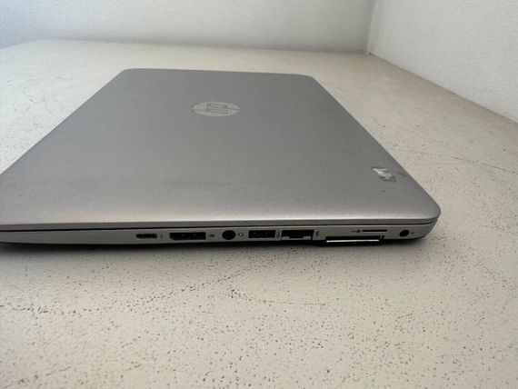 Ультрабук Б-класс HP EliteBook 745 G4 / 14" (1366x768) TN / AMD PRO A10-8730B (4 ядра по 2.4 - 3.3 GHz) / 8 GB DDR4 / 128 GB SSD / AMD Radeon R5 Graphics / WebCam / DisplayPort б/у | Зображення 2