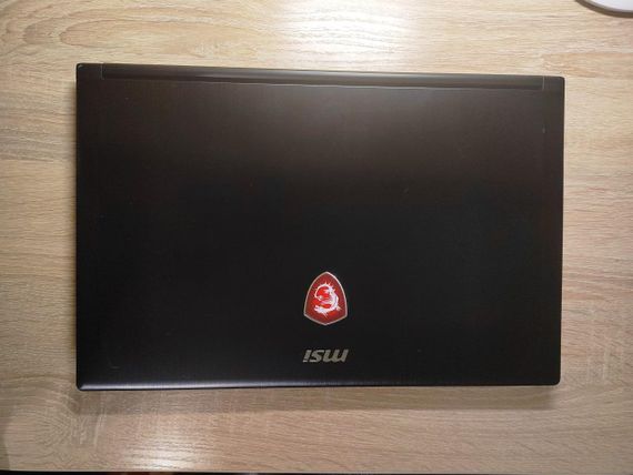 Ноутбук MSI Stealth - 15.6 Full HD+ i7 7700HQ+ GTX 1060 - 6 GB/16 | Зображення 2