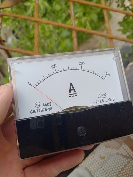 Аналоговий амперметр DC 0-300a клас 1,5%