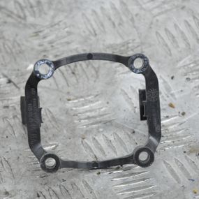 Фіксатор дросельної заслінки Volkswagen Golf VII 2012-2020 Кронштейн заслінки Фольксваген 03F145853A