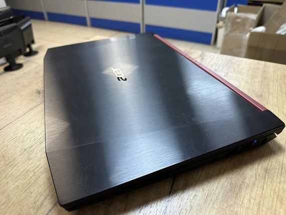 Ноутбук Acer Nitro 5 15.6" FHD IPS i5 8300H/8Gb/256Gb SSD/GTX 1050Ti-4Gb | Зображення 2