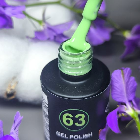 Гель-лак для нігтів Bee Nails 063 (блідо-зелений) 8мл