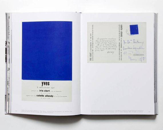 Книга с работами Ив Кляйн французский художник-новатор.Yves Klein: In/Out Studio Подарочные книги об искусстве | Зображення 1