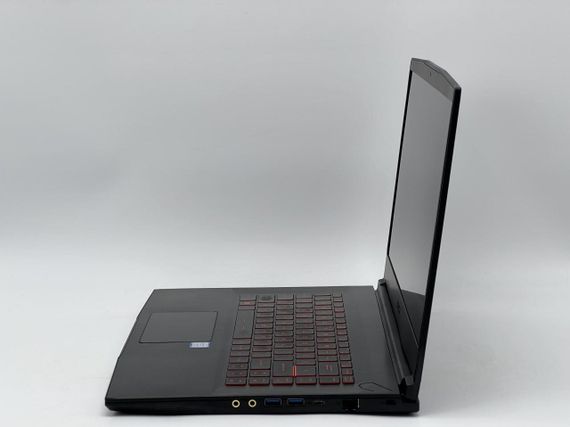 Игровой ноутбук Б-класс MSI GF63 8RD-222US / 15.6" (1920x1080) IPS / Intel Core i7-8750H (6 (12) ядер по 2.2 - 4.1 GHz) / 16 GB DDR4 / 480 GB SSD / nVidia GeForce GTX 1050 Ti MaxQ, 4 GB GDDR5, 128-bit / WebCam б/у + Подарок Беспроводная мышь HOCO GM28 | Зображення 3