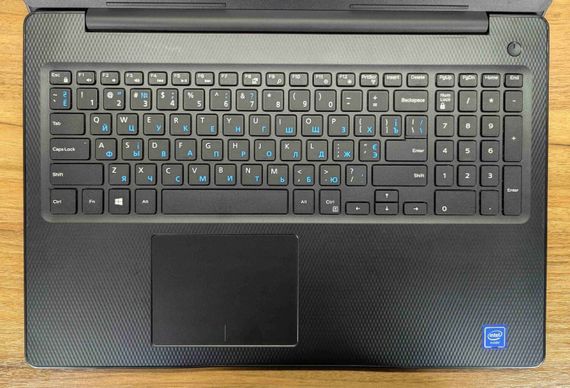 Ноутбук Dell Inspiron 3582 / 15.6" (1366x768) TN / Intel Celeron N4000 (2 ядра по 1.1 - 2.6 GHz) / 8 GB DDR4 / 240 GB SSD / Intel UHD Graphics 600 / WebCam / HDMI б/у + Подарок Флэш-накопитель USB 32 GB | Зображення 2