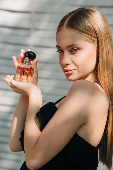 Женская парфюмерная вода Farmasi Her Passion 60 мл | Зображення 6