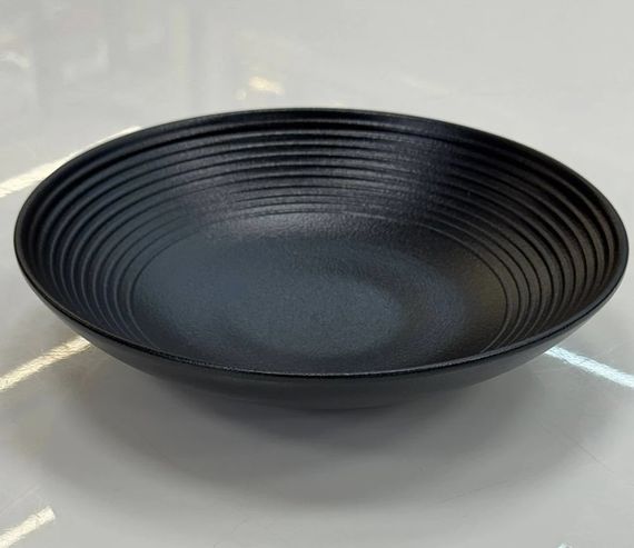 Салатник Olens Чорний Том-Ям 101-0498 23 см 300 мл чорний