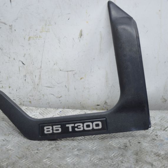 Молдинг скла передніх правих дверей Ford Transit 6 2000-2006 Накладка дверей Форд Трансіт YC1521117BF | Зображення 1