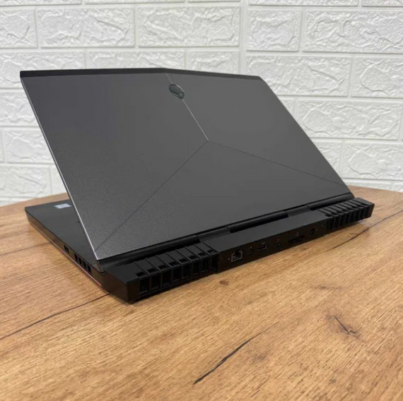 Ноутбук Dell Alienware 15 R3 i7-6700HQ 16GB 256GB SSD GTX 1060-6GB Б/В | Зображення 5
