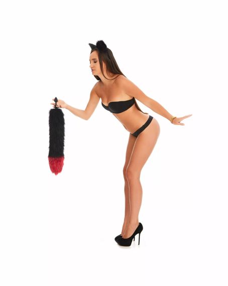 Анальний хутряний хвіст без пробки, Чорний з темно-червоним кінчиком, OKOVA, 50 см. Sex Aura | Зображення 3