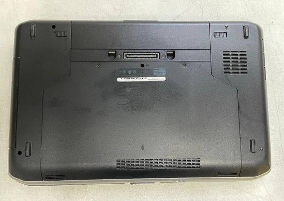 Ноутбук Dell Latitude 5530 15.6 HD + SSD + Core i5 + 4GB Б/В | Зображення 1