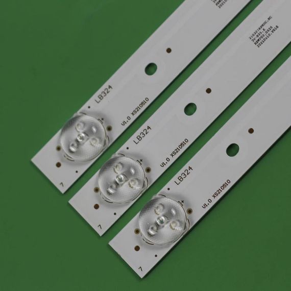 LED підсвітка TV 32" CRH-P32CA3535T030751U-REV1.0 32/133DVD 32/136I 3шт. | Зображення 1
