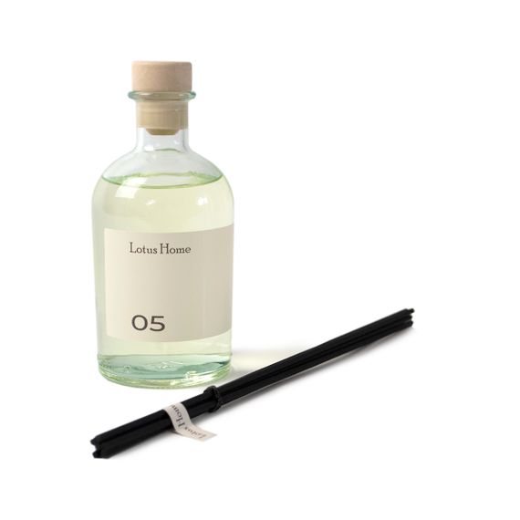 Дифузор Lotus Home - 05 (кедр, пачулі, гуаяк, ваніль) 250 мл