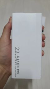 Повербанк KL112 30000 mAh 22.5W — Максимум енергії в компактному корпусі