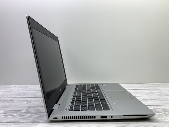 Ноутбук HP ProBook 640 G4 / 14" (1920x1080) IPS / Intel Core i5-8250U (4 (8) ядра по 1.6 - 3.4 GHz) / 8 GB DDR4 / 240 GB SSD / Intel UHD Graphics 620 / WebCam б/в | Зображення 3