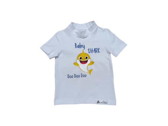 Футболка дитяча трикотажна білий з вишивкою акуляченя BABY SHARK 128 | Зображення 2