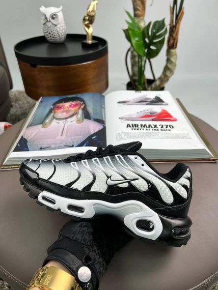 Мужские кроссовки Air Max Plus White Black Gradient весна / літо / осінь A3671 44 28 см | Зображення 4
