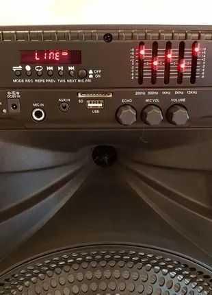 Аккумуляторная акустическая система XPRO SS-7373 колонка чемодан 100Вт USB, SD, FM радио, Bluetooth, микрофон, ДУ (SS-7373) | Зображення 2