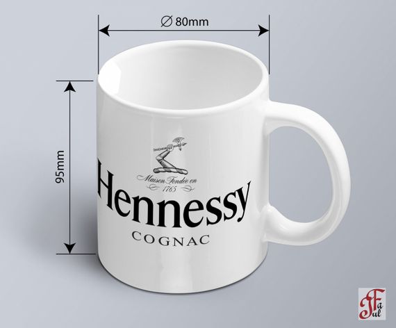 Чашка  з принтом логотипу Hennesy | Зображення 1