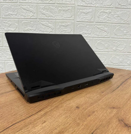 Ноутбук MSI GP66 Leopard 10UG 144Hz i7 10750H 16Gb SSD 512Gb RTX 3070 Б/В | Зображення 4