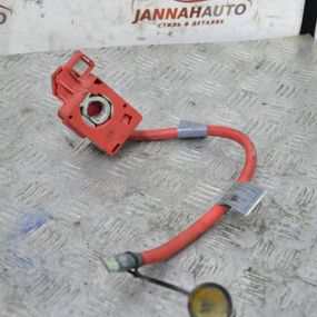 Клема акумулятора плюсова BMW E87 E90 2004-2013 Клема акб плюс БМВ е87 е90 6988974 61136982227