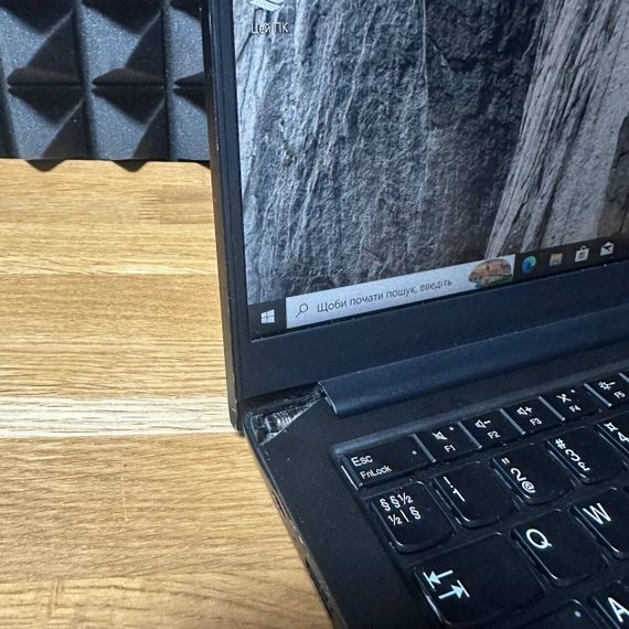 Ультрабук Б-класс Lenovo ThinkPad E14 Gen2 / 14" (1920x1080) IPS / Intel Core i5-1135G7 (4 (8) ядра по 4.2 GHz) / 8 GB DDR4 / 256 GB SSD / Intel Iris Xe Graphics / WebCam б/у | Зображення 2
