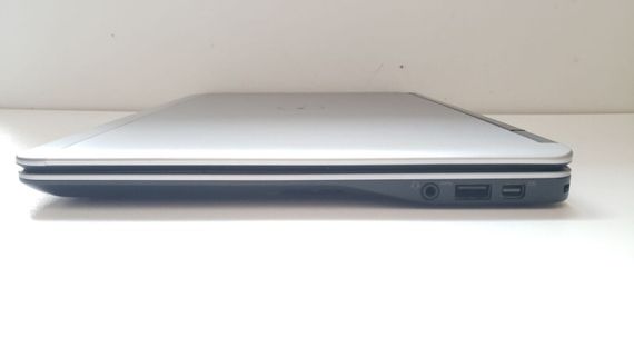Нетбук Dell Latitude E7240 / 12.5" (1366x768) TN / Intel Core i7-4600U (2 (4) ядра по 2.1 - 3.3 GHz) / 8 GB DDR3 / 200 GB SSD / Intel HD Graphics 4400 / WebCam б/в | Зображення 4