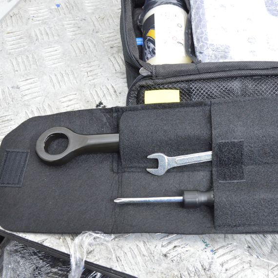 Компресор для підкачки шин Kia Ceed 2006-2018 Ремонтний комплект колеса Кіа Сід 529332Y000 52933-2Y000 | Зображення 1