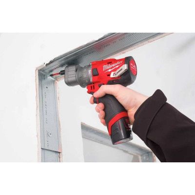 Шуруповерт Milwaukee M12 FPDX-202X, 37Нм, 2x2Ач, 2 насадки, кейс (4933464136) | Зображення 4