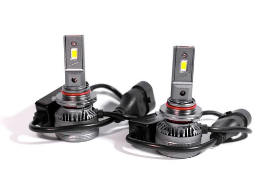 Комплект світлодіодних ламп TBS Design T8 PRO HB3 12-24 V 110 W P20d 11000 lm 6000 K
