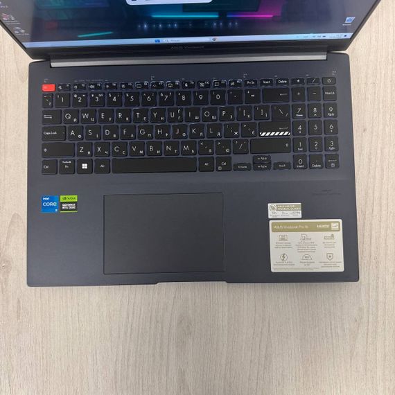Игровой ноутбук Б-класс Asus VivoBook Pro 16 K6602 / 16" (1920x1200) IPS / Intel Core i5-13500H (12 (16) ядер по 3.5 - 4.7 GHz) / 16 GB DDR5 / 512 GB SSD / nVidia GeForce RTX 4050, 6 GB GDDR6, 96-bit / WebCam б/у | Зображення 2