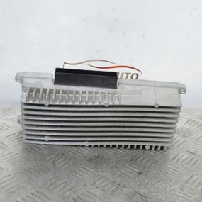 Підсилювач магнітоли Audi Q5 (8R) підсилювач аудіо акустичної системи Ауді ку5 8R0035223G