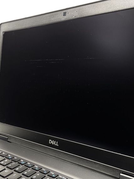 Ультрабук Б-класс Dell Latitude 5590 / 15.6" (1920x1080) IPS Touch / Intel Core i5-8350U (4 (8) ядра по 1.7 - 3.6 GHz) / 4 GB DDR4 / 512 GB SSD / Intel UHD Graphics 620 / WebCam б/у | Зображення 7