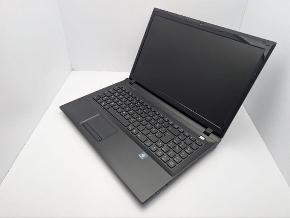 Ноутбук Terra Mobile 15128 / 15.6" (1366x768) TN / Intel Core i3-2330M (2 (4) ядра по 2.2 GHz) / 8 GB DDR3 / 160 GB HDD / Intel HD Graphics 3000 / WebCam / DVD-ROM б/в | Зображення 4