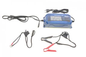 Зарядное устройство c ЖК-дисплеем 12-13.6v  для автомобилей  007950007100