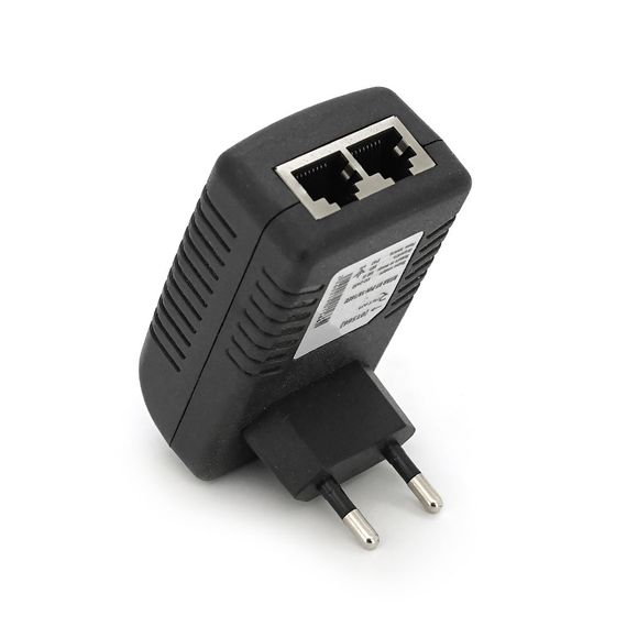 POE инжектор RITAR RT-PIN-18/18EU, 18V 1A 18Вт с портами Ethernet 10/100Мбит/с