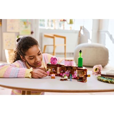 Конструктор LEGO Wicked Комната Глинды и Эльфабы 740 деталей (75683) | Зображення 3