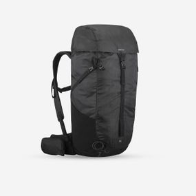 Туристичний рюкзак Quechua MH100 35 л чорний