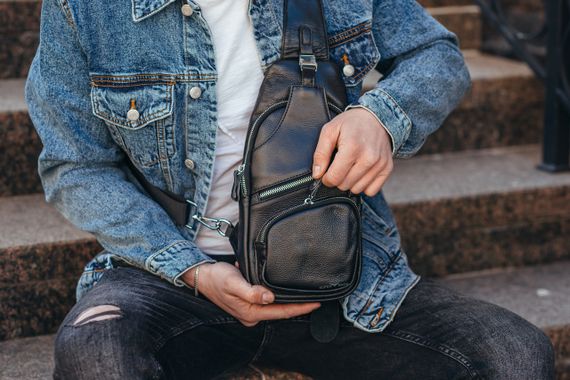 Чоловіча сумка-слінг шкіряна чорна TIDING BAG — MK12094 | Зображення 3