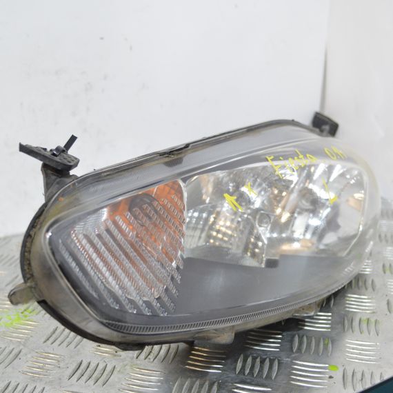 Фара ліва Ford Fiesta VI 2013-2017 рестайлінг Фара передня ліва Форд Фієста 6 C1BB13W030AE