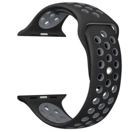 Спортивный ремешок с перфорацией Primo для Apple Watch 42mm / 44mm / 45mm размер S - Black&Grey