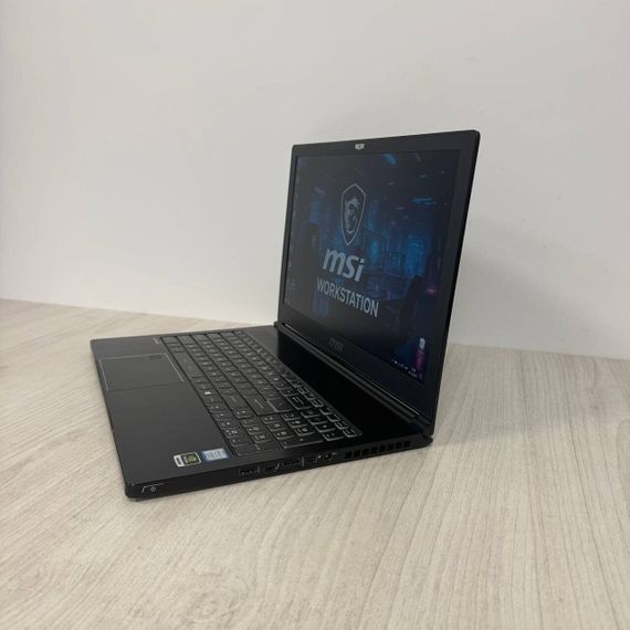 Мобильная рабочая станция MSI WS63 7RK / 15.6" (1920x1080) IPS / Intel Core i7-7920HQ (4 (8) ядра по 3.1 - 4.1 GHz) / 16 GB DDR4 / 512 GB SSD / nVidia Quadro P3000, 6 GB GDDR5, 192-bit / WebCam б/у | Зображення 4