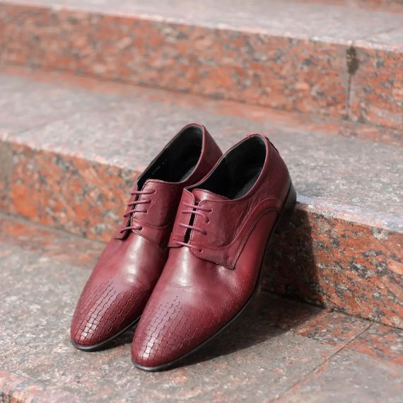 Бордовые туфли на шнурках 44  размер | Зображення 3