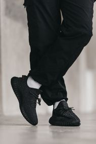Кросівки Yeezy Boost 350 v2 Black , В'єтнам 0156 45